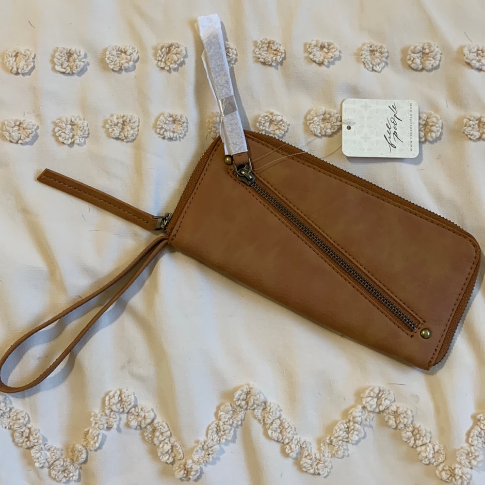 Free People wallet